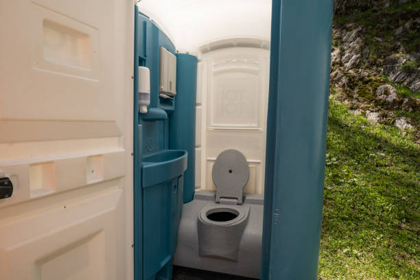 Best Luxury portable toilet rental  in Big Lake, WA